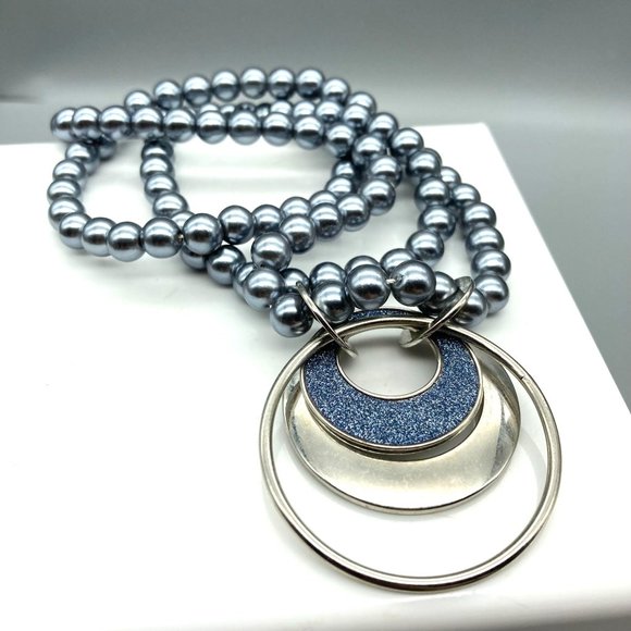 Classy Grey and Silver Circles Pendant on Lustrous Faux Tahitian Pearl Long - Picture 3 of 5